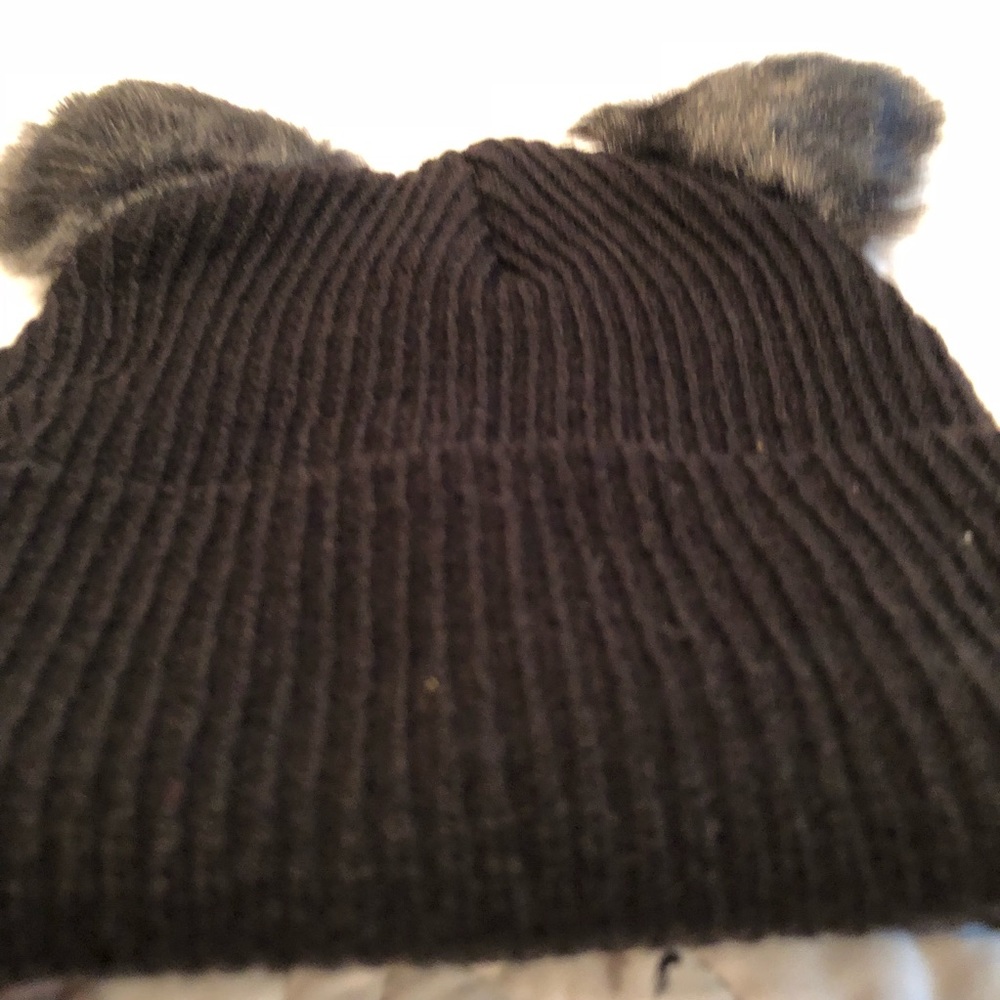 Quirky Kitty Cat Whiskers Beanie Hat - Picture 6 of 8